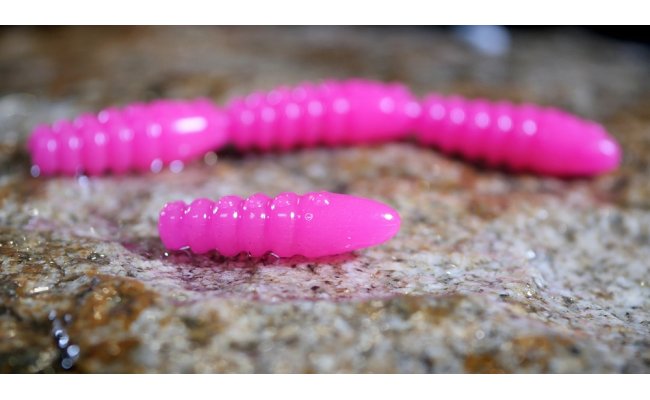 Gumov larvy RedBass Trout Grub L - 3 x 25 mm Gumov larvy RedBass Trout Grub L - 3 x 25 mm erno-zelen