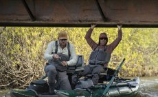 Brod�c� kalhoty Simms G4Z Stockingfoot Slate - V akci