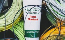 Floatant v past� High N Dry Paste Floatant - V akci