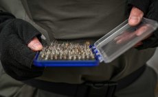 Krabika na muky Fulling Mill Stealth Box Blue - V akci