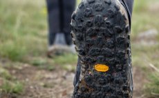 Brodc boty Simms Flyweight Vibram Soles Steel Grey - V akci