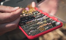 Krabika na muky Fulling Mill Stealth Box Red - V akci